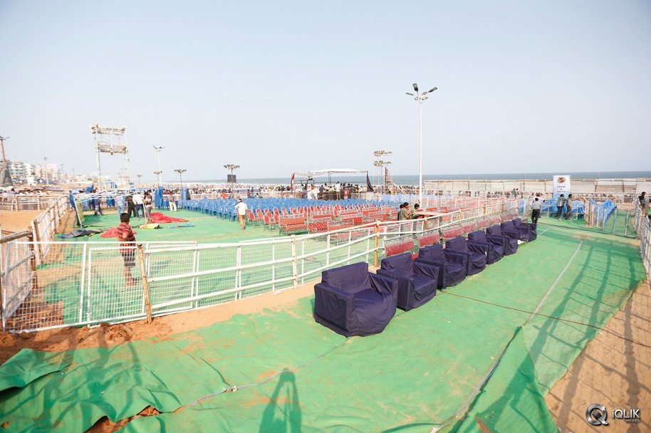 Sarrainodu-Movie-Audio-Celebrations